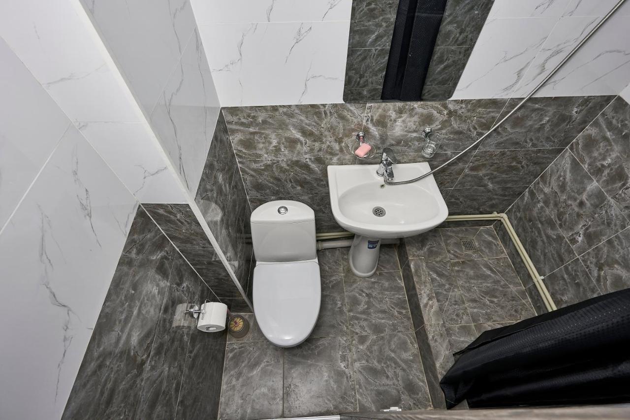 Апарт 33 Apartment Almaty Ngoại thất bức ảnh